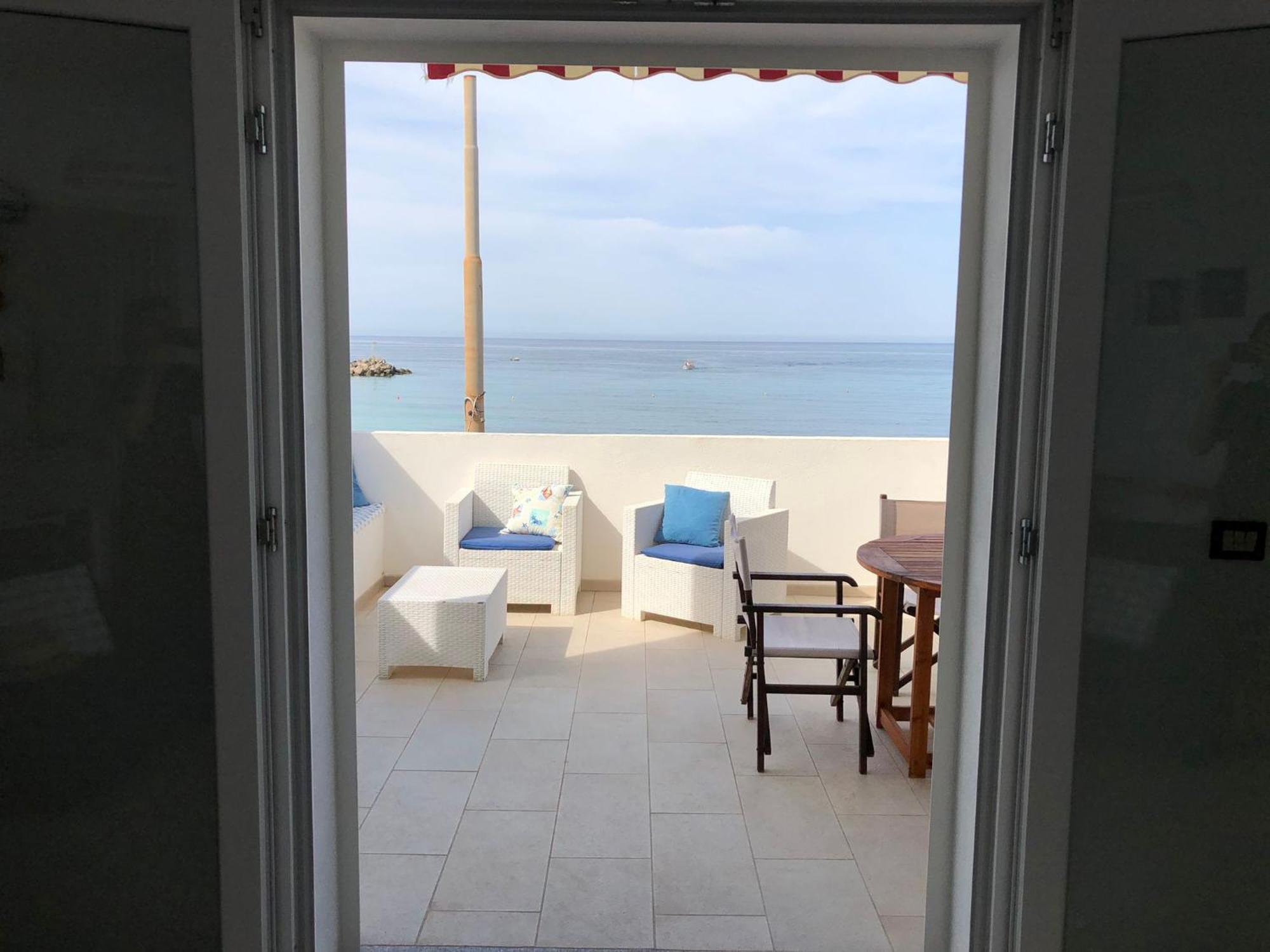 Vila Casa Fronte Mare A Torre Vado Exteriér fotografie